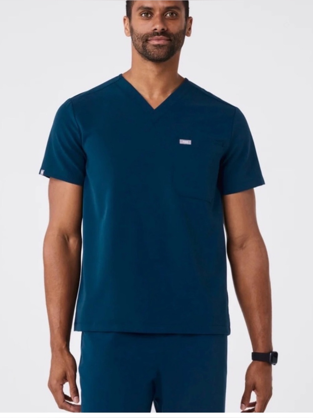 New FIGS Leon Three-Pocket Scrub Top Men’s SIZE  S Deep Reef
